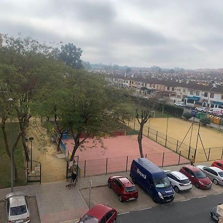 شقة Vistas Desde Montequinto دوس إرماناس المظهر الخارجي الصورة